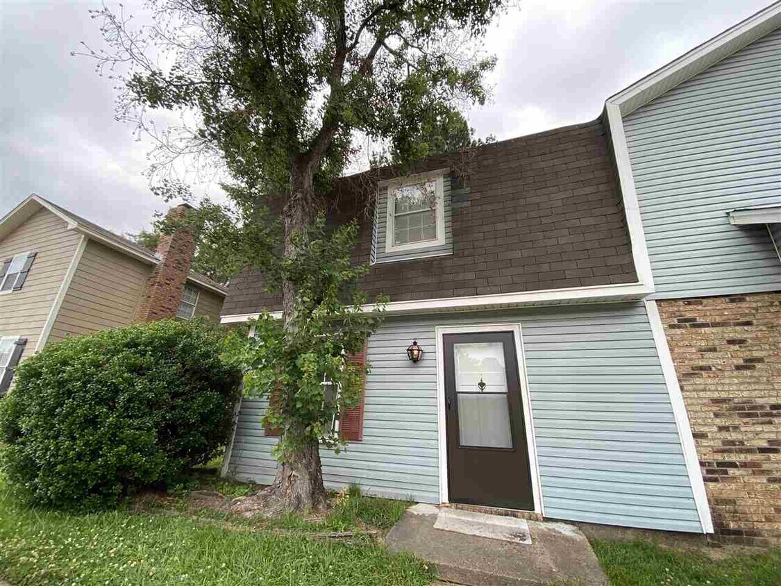 2701 Jamestown Way, Jackson, MS 39211 Townhome Rentals in Jackson MS