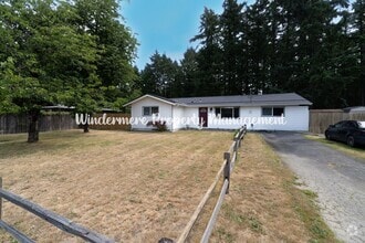Building Photo - 11731 Gable Ave SW