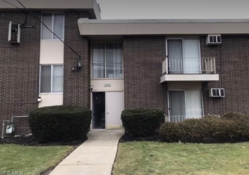Primary Photo - 15224 Maple Park Dr