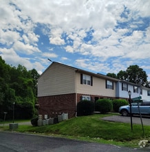 Building Photo - 25 Fonda Dr
