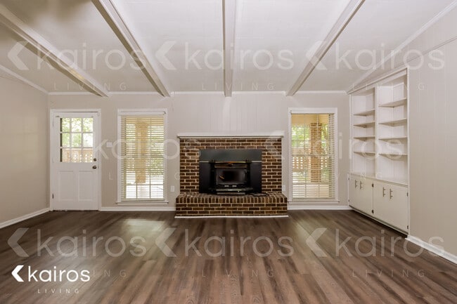 Building Photo - 201 Arrowhead Dr