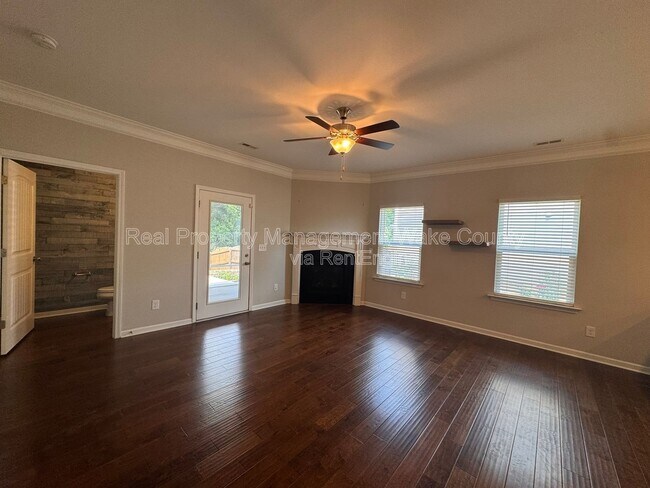 Building Photo - 101 Benning Hills Pl