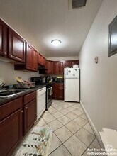 Building Photo - 140 Kenrick St