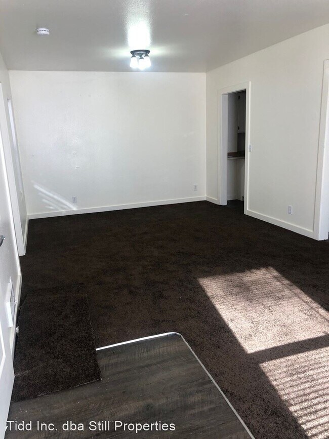 Building Photo - 2 br, 1 bath House - 1173 S Wenatchee Ave