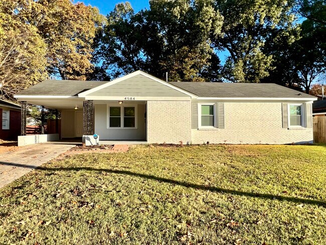 Building Photo - 4584 Willow Rd