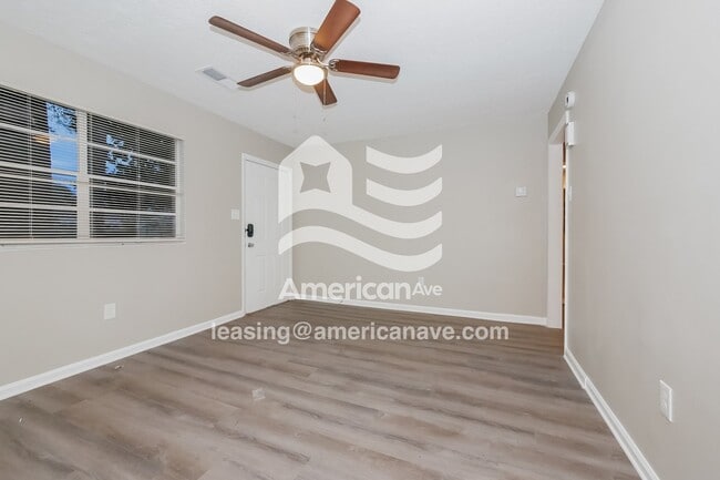 Building Photo - 309 Johns Rd