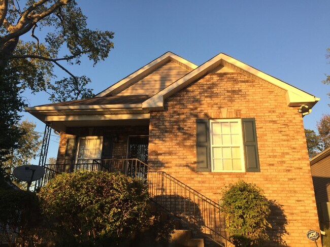 Foto del edificio - 2407 Grover Street