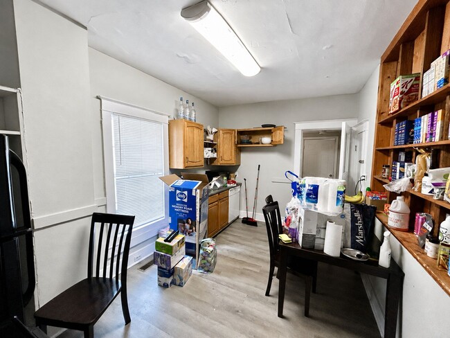 Building Photo - 119 Westwood Dr