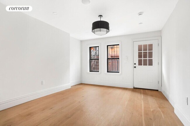 Foto del edificio - 386A Lafayette Ave