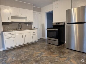 Building Photo - 2 CHARLES APT #2 St