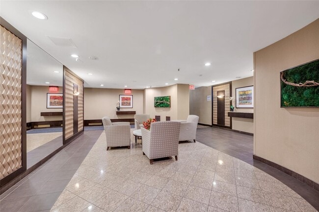 Foto del edificio - 5 Schenck Ave