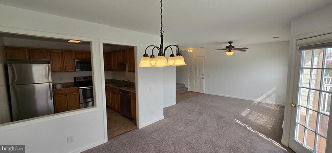 Foto del edificio - 9262 Cardinal Forest Ln