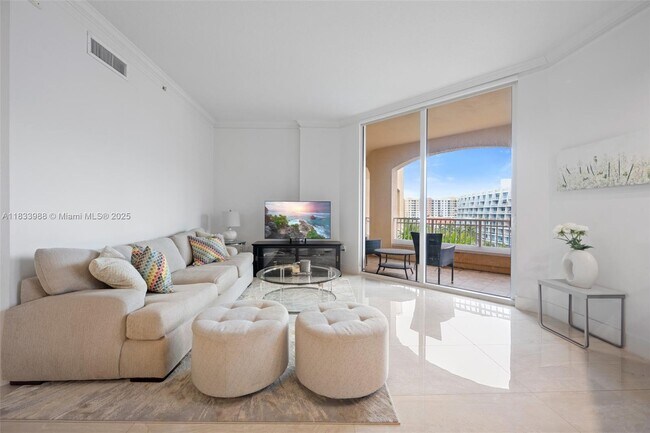 Foto del edificio - 3001 NE 185th St