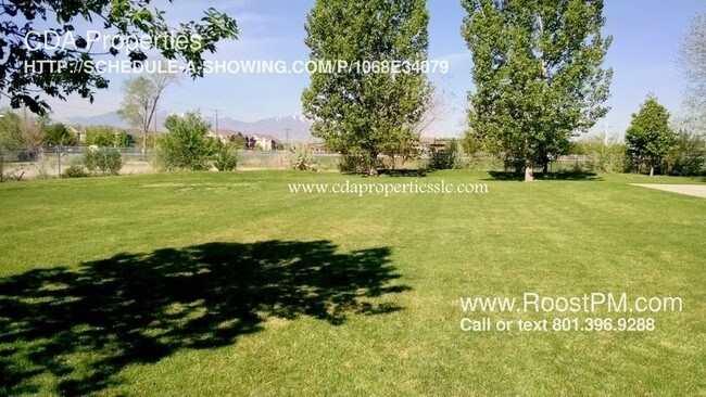 Building Photo - 3074 S Vironcia Way