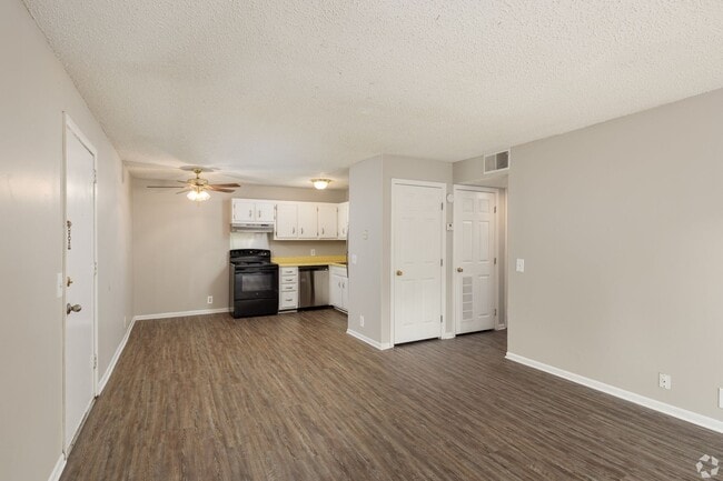 Interior Photo - Hartford House Apartments