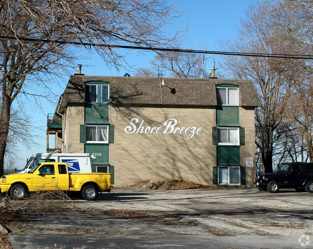 Foto principal - Shorebreeze Apartments