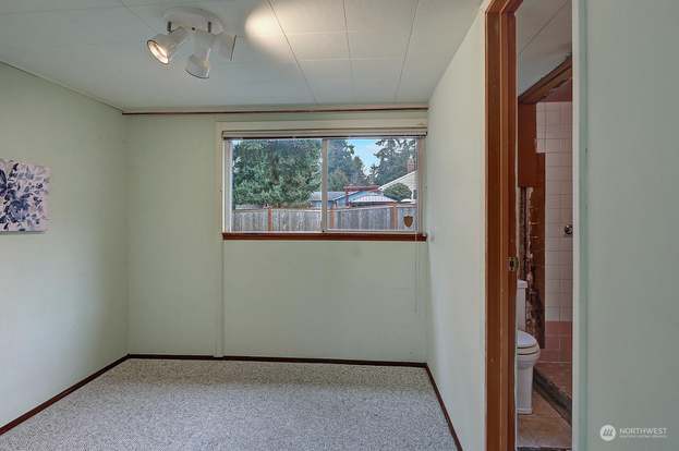 Building Photo - 13715 Ashworth Ave N