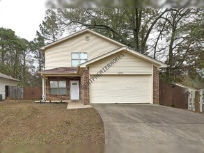 Building Photo - 3202 Fawn Dr