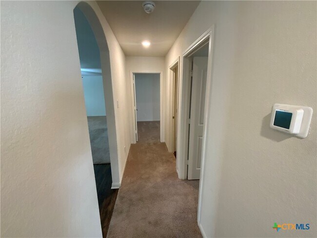 Foto del edificio - 208 Allington Cir