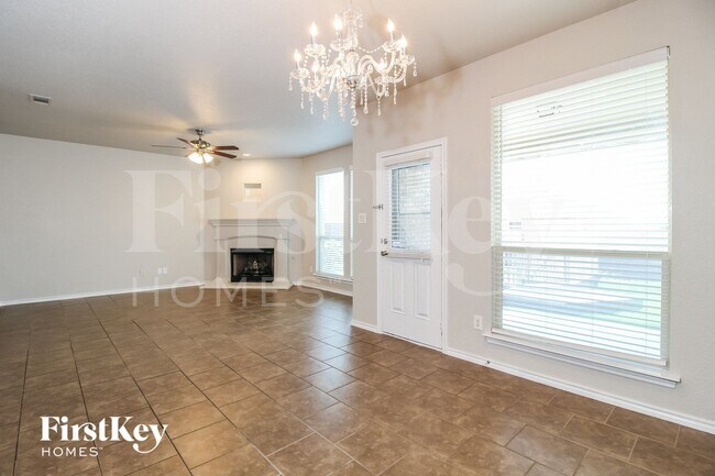 Foto del edificio - 1221 Goodland Terrace