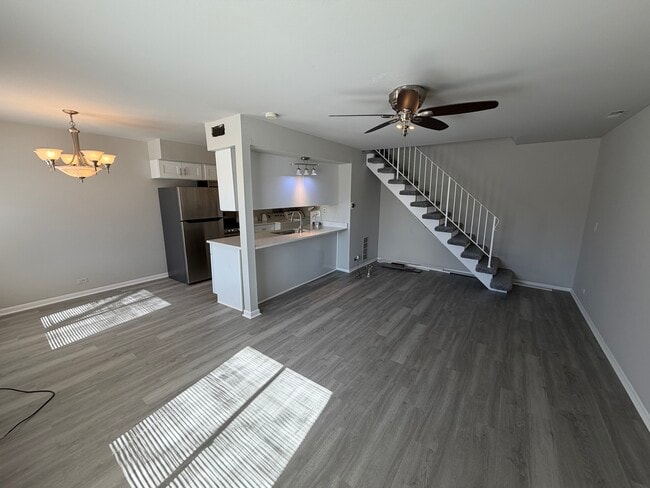 Foto del edificio - 1152 Cove Dr