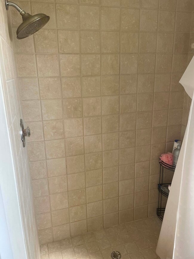 Foto del edificio - 2616 Woodgate Ln