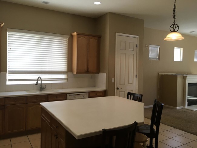 Building Photo - 1655 Langum Way