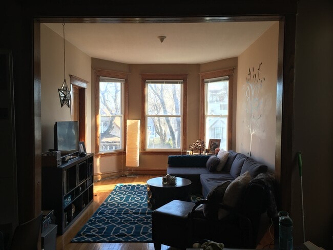 Living Room - 3234 N Whipple St