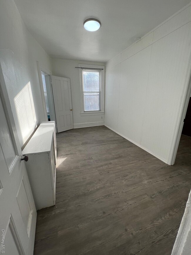 Foto del edificio - 24 S Eckar St