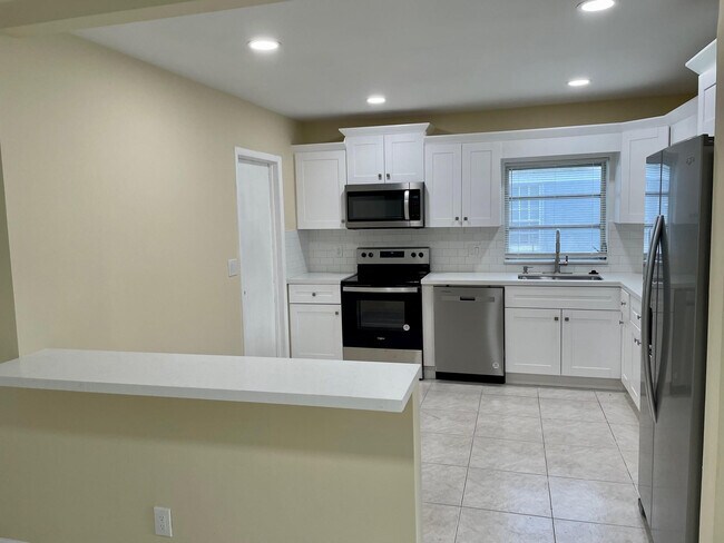 Foto del edificio - 1160 SW 69th Ave