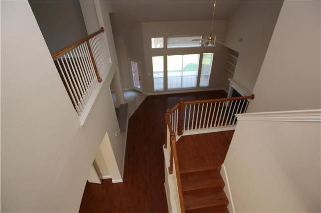 Foto del edificio - 3106 Kingsbury Dr