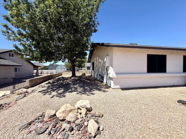 Building Photo - 2803 Fairgrounds Blvd