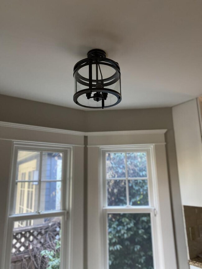 Foto del edificio - 321 Occidental Ave