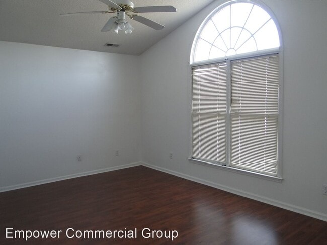 Building Photo - 3 br, 2 bath House - 3613 Lubbock Drive