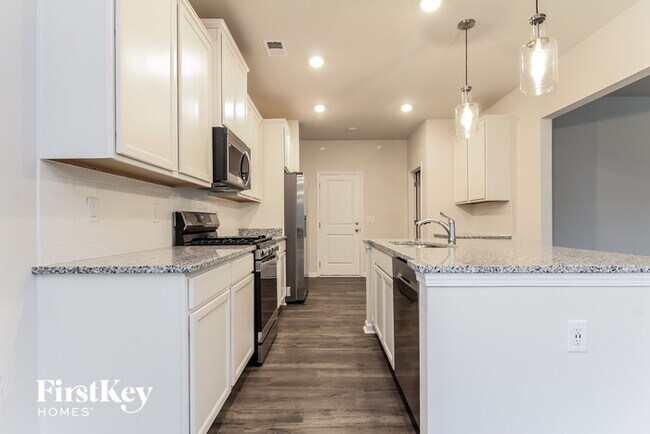 Building Photo - 714 Ridgemoor Trl