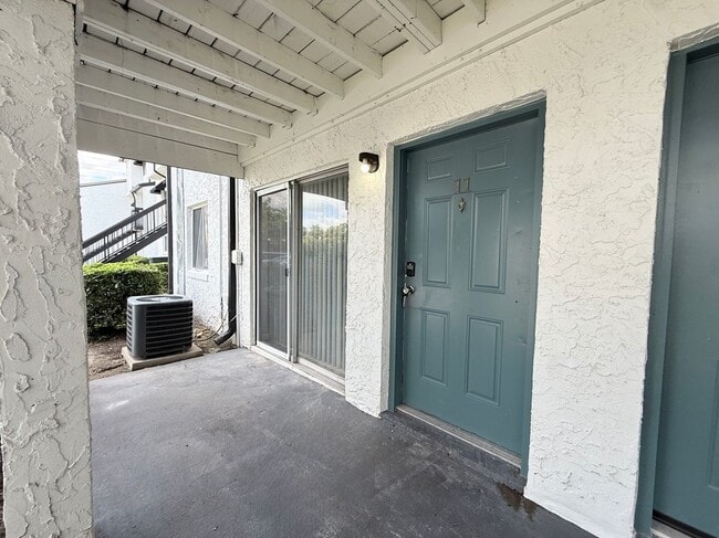 Building Photo - 4115 S Semoran Blvd