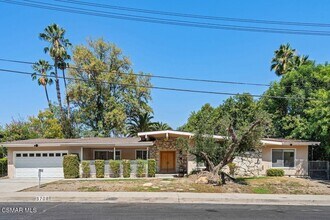 Building Photo - 5708 Wilhelmina Ave