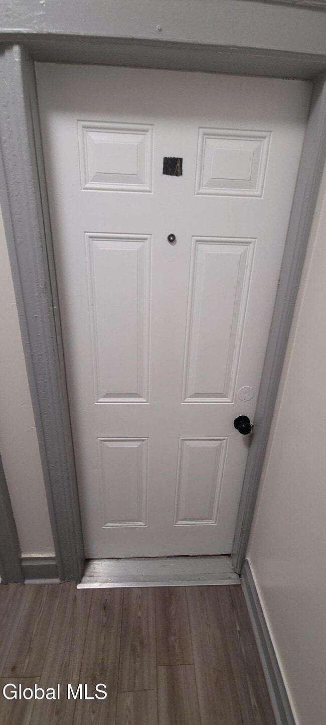 Building Photo - 9 St Joseph's Terrace