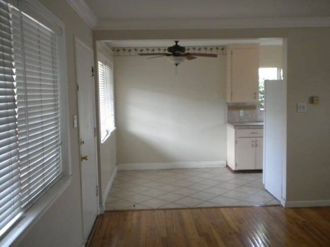 Building Photo - 444 Doma Dr