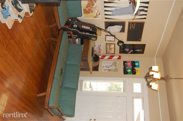 Foto del edificio - 429 E Carson St