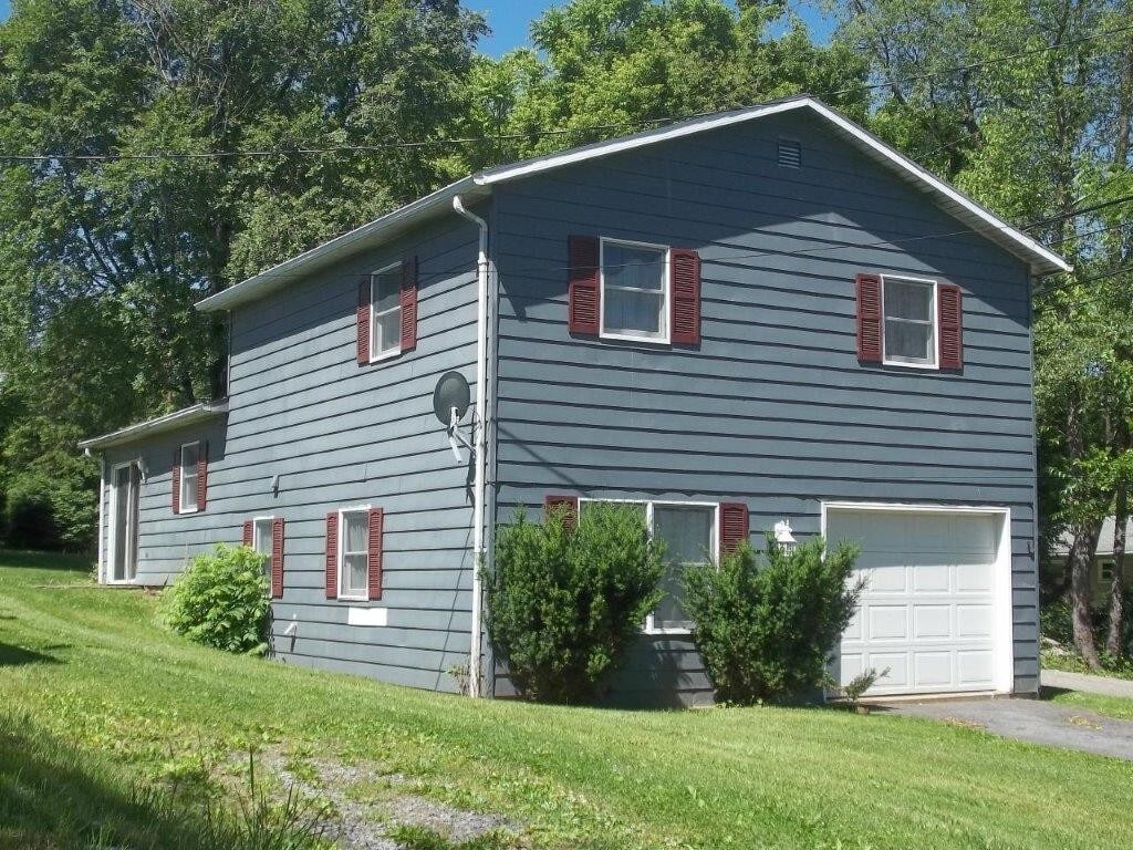 Primary Photo - 4 Bedroom, 1.5 Bathroom House -- Available...