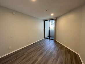 Interior Photo - 1223 Federal Ave