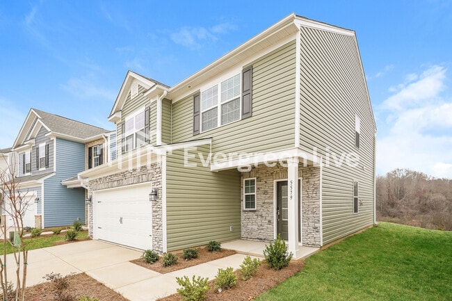 Foto del edificio - 5579 Hydrangea St