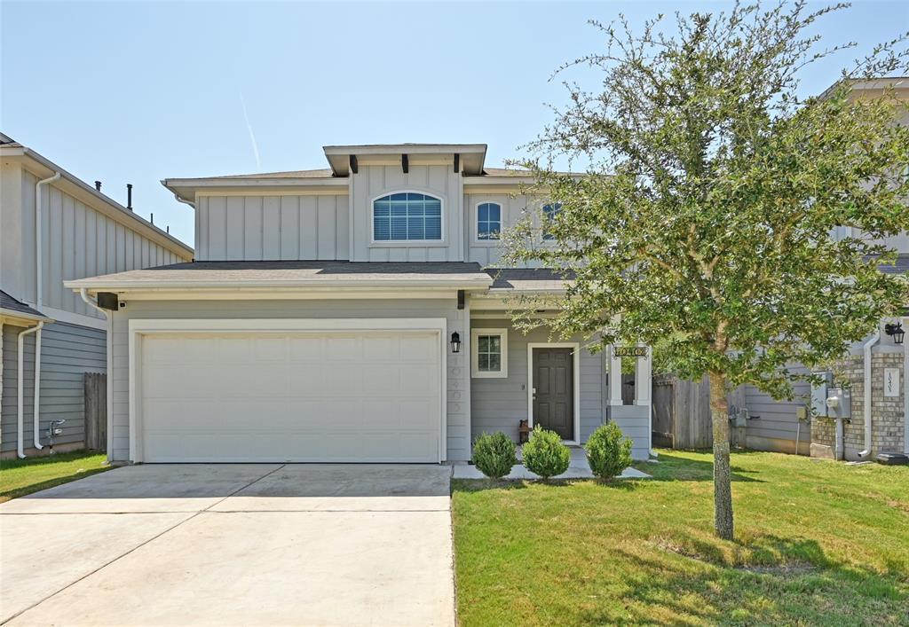 Foto principal - 10403 Sentinel Dr