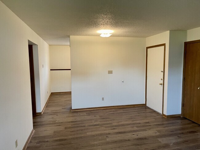 Foto del edificio - 612 Cantebury Dr