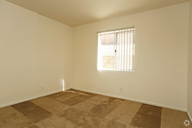 Interior Photo - Shadow Hills Apartments