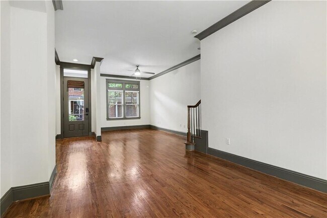 Foto del edificio - 4657 Magnolia Commons