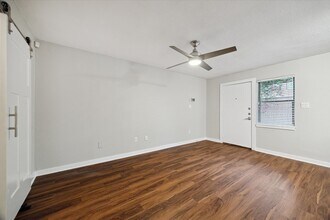 Building Photo - 524 Heights Blvd