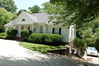 Building Photo - 118 Kempe Dr