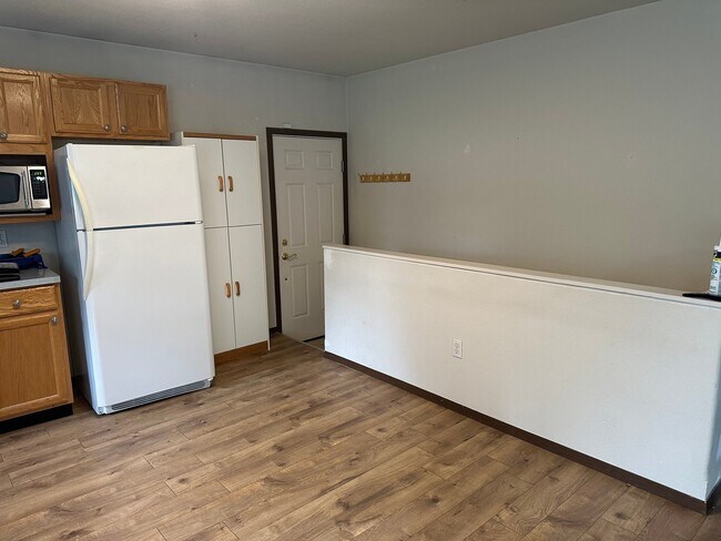 Foto del edificio - 3390 Canyon Dr